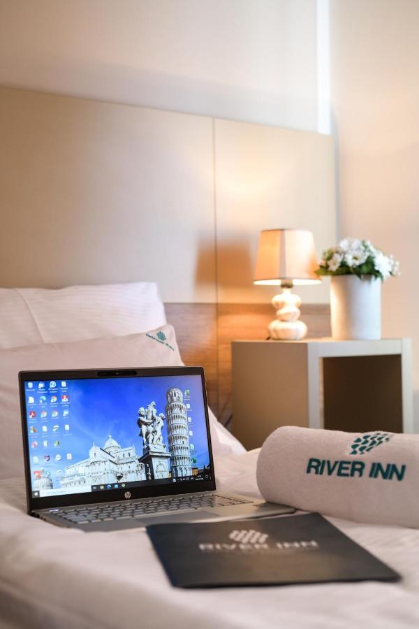 River Inn Stari Banovci Exterior foto
